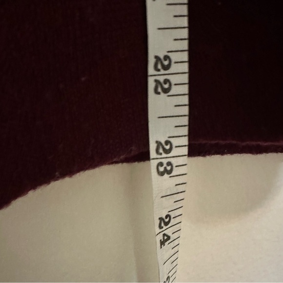 Lello Maroon Birds Eye Knit 100% Wool Mens Crew Neck Sweater Small - Picture 7 of 7